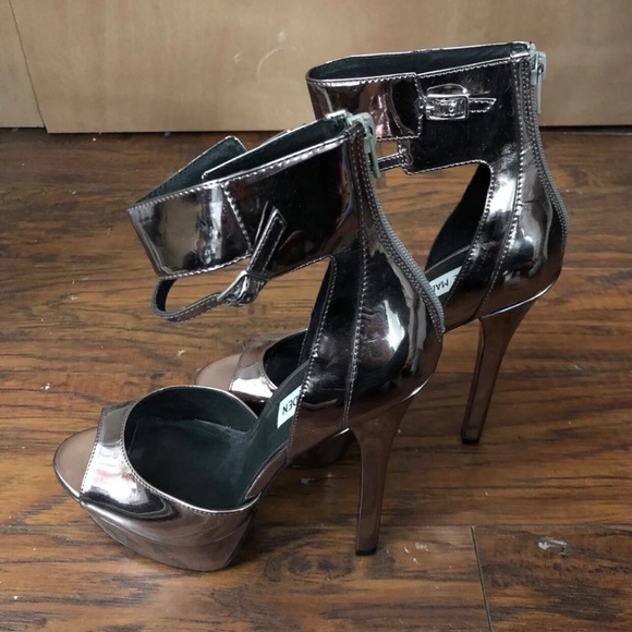 Steve Madden Metallic Platforms - Picture 2 of 4